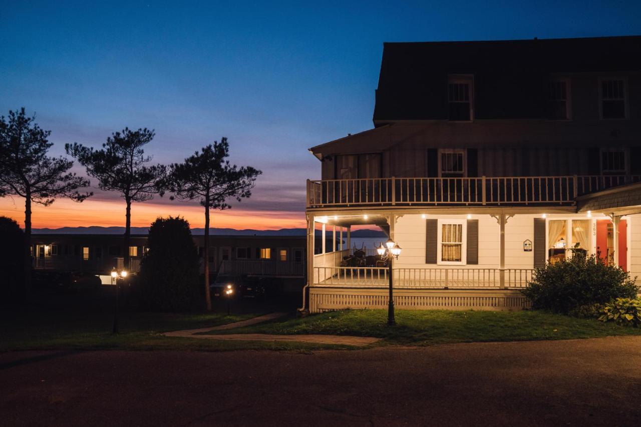 Auberge sur Mer Notre-Dame-du-Portage Exterior foto